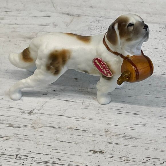 Vintage Miniature Saint Bernard Bone China Figurine Rescue Barrel Collar Japan - Picture 5 of 9